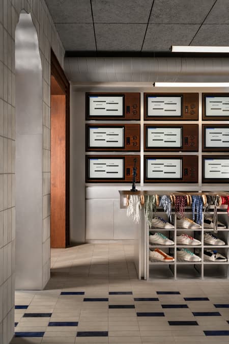 Gully Labs Sneaker Store